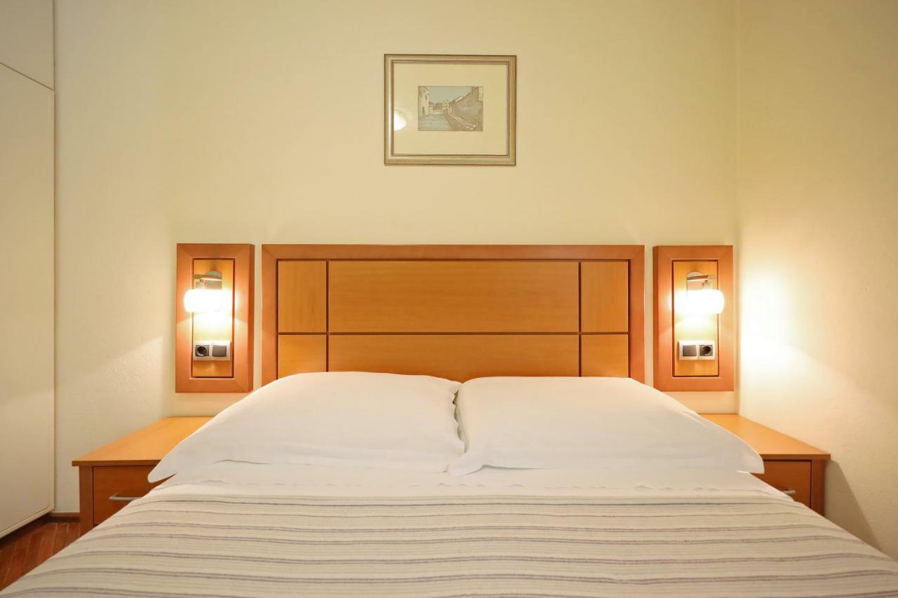 Girica Apartments Zadar Extérieur photo